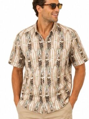 Crossings Women on Surfboard Cotton Short Sleeved Hawaiian Shirt Size Me…